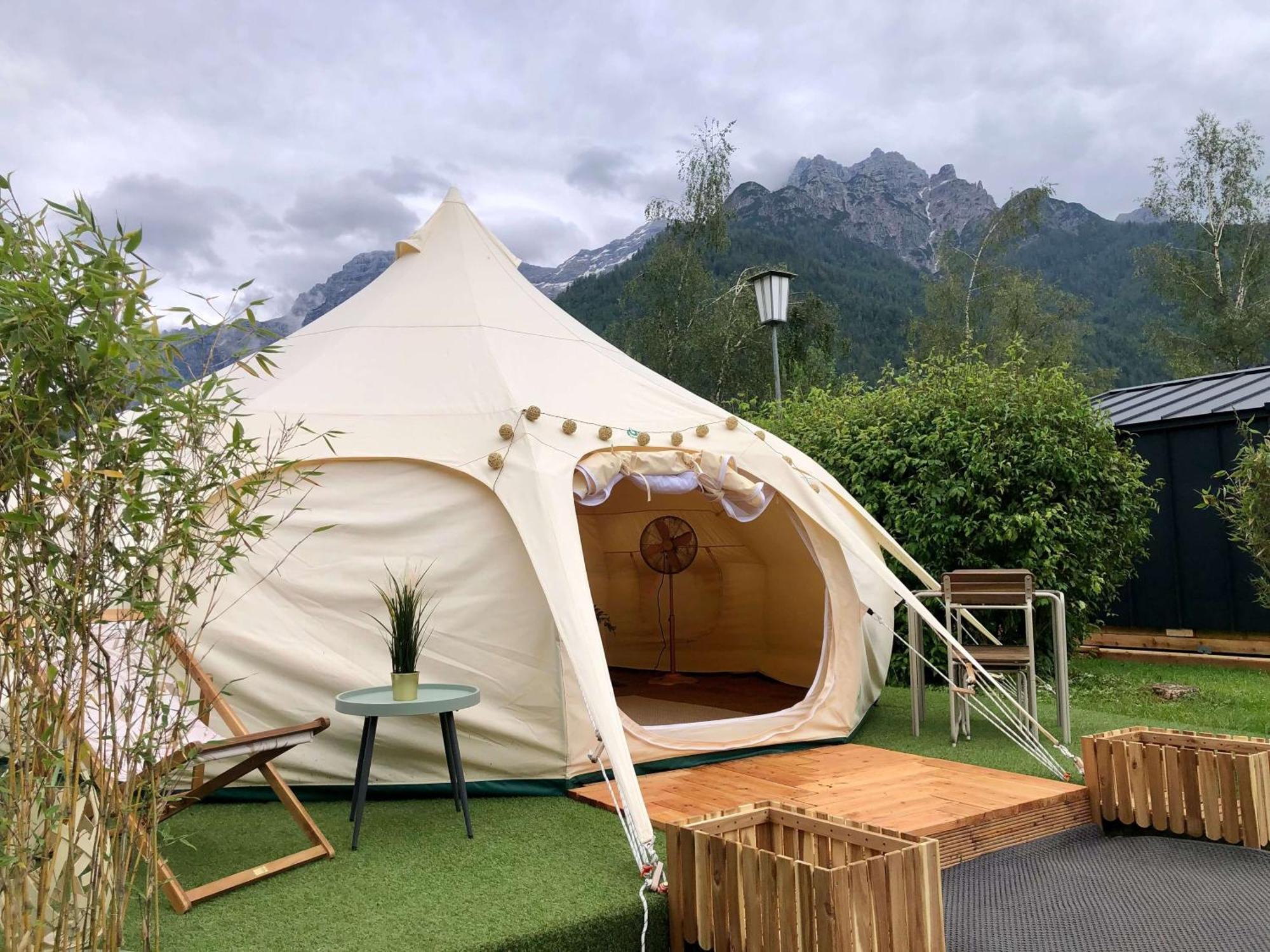 Pop-Up Camp Waidring Hotel Buitenkant foto